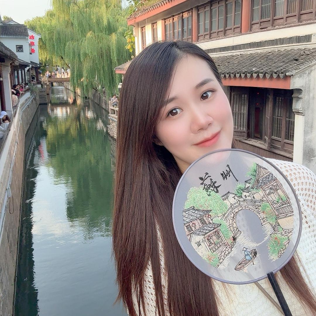 小猪安琦