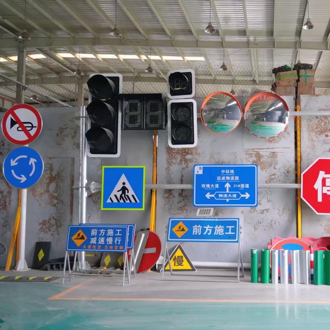 胡姐姐(广告 传媒 交安)