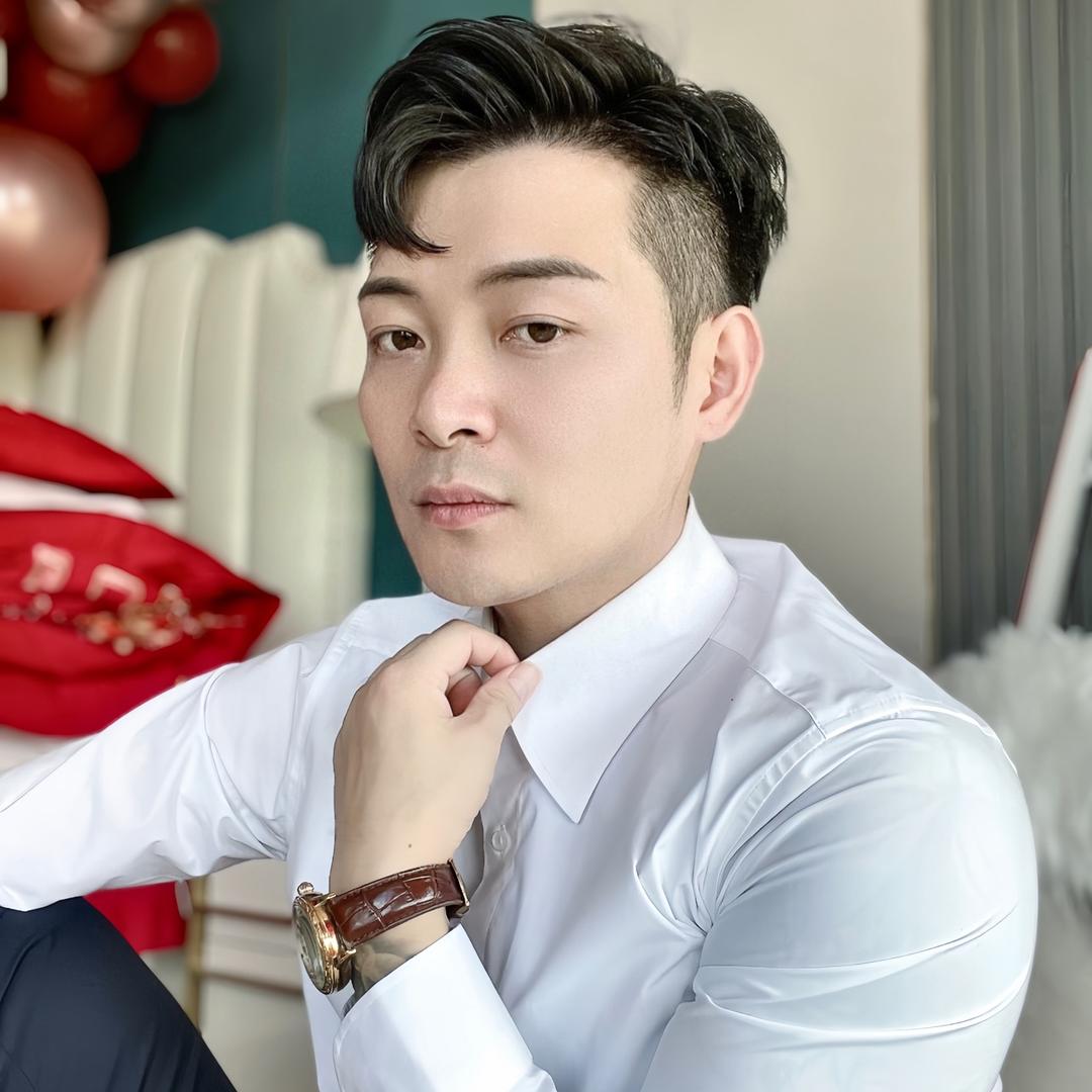 保山盖伦减龄发型设计