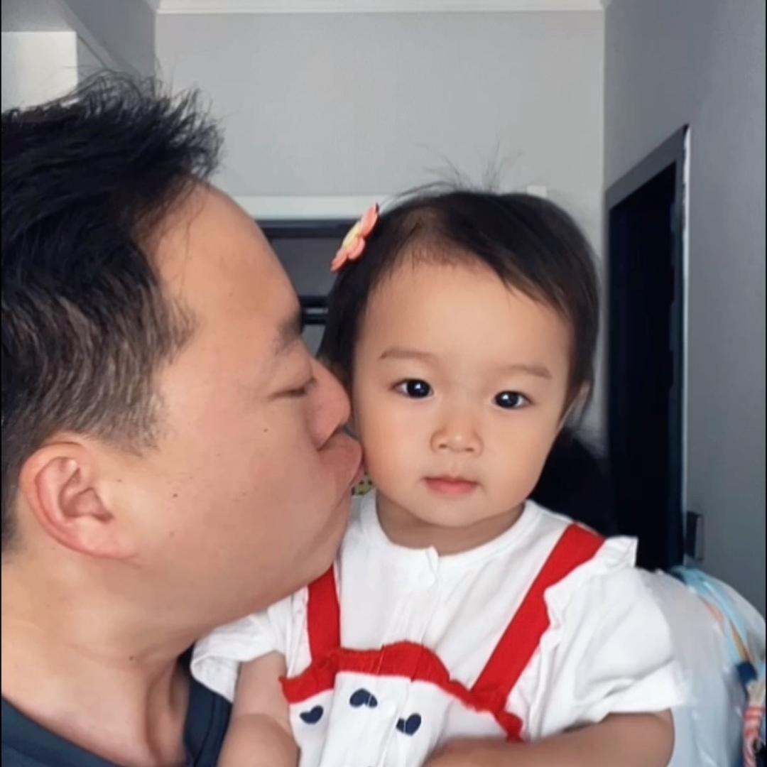团团爸🙋🏻‍♂️