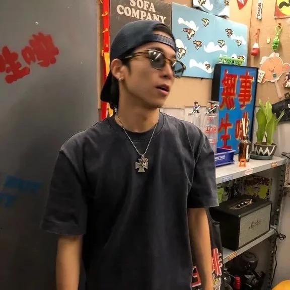 章H宇