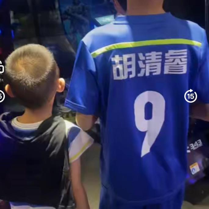 俩皮夹克和专属衣架