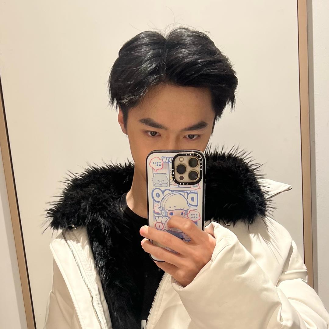 华💬