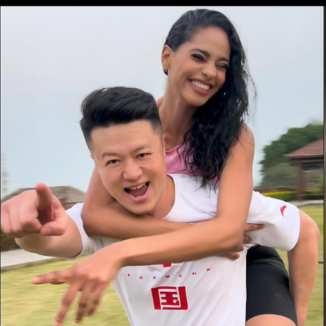 非洲十年(直播回放)