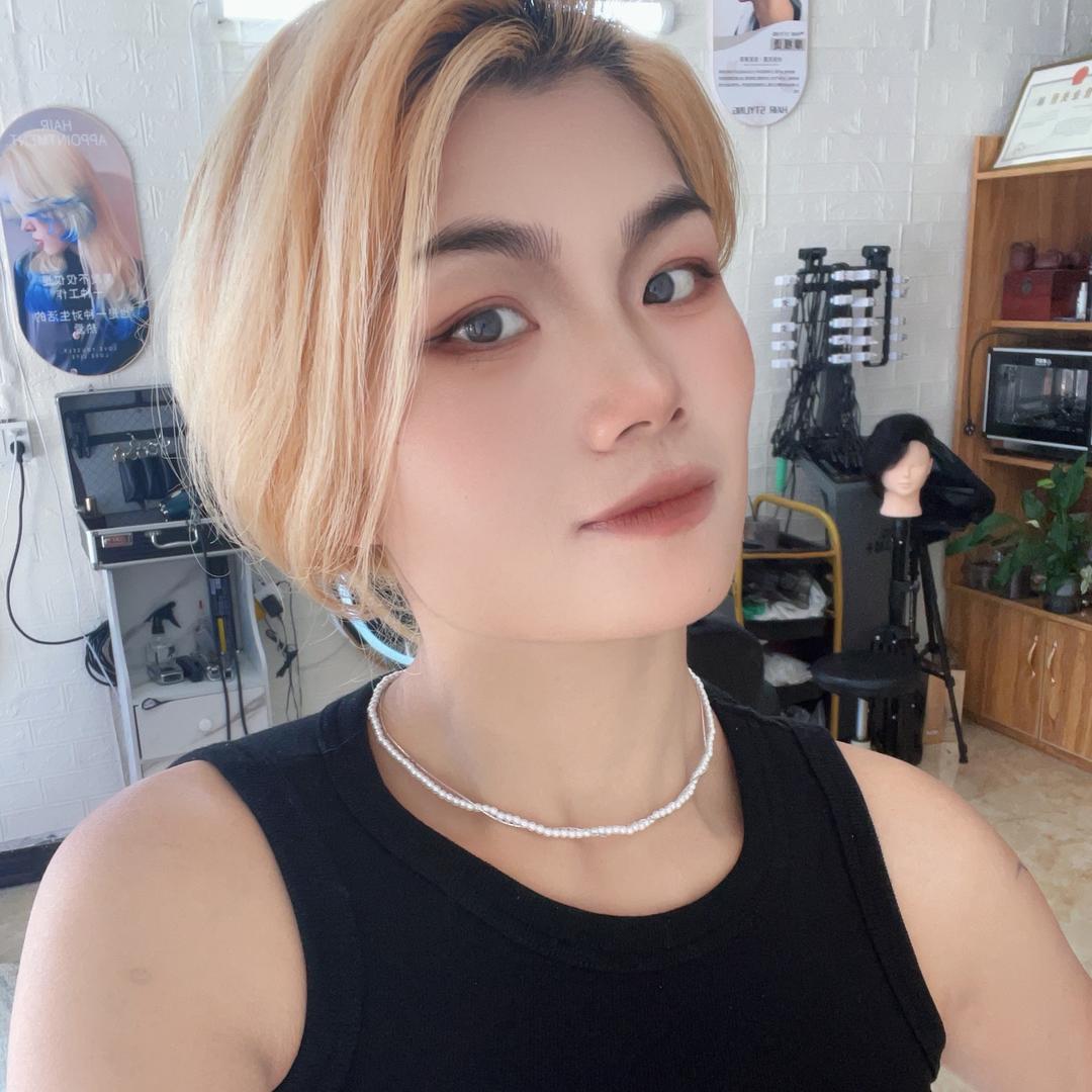 响理造型 美甲 美睫纹绣 新娘跟妆💅