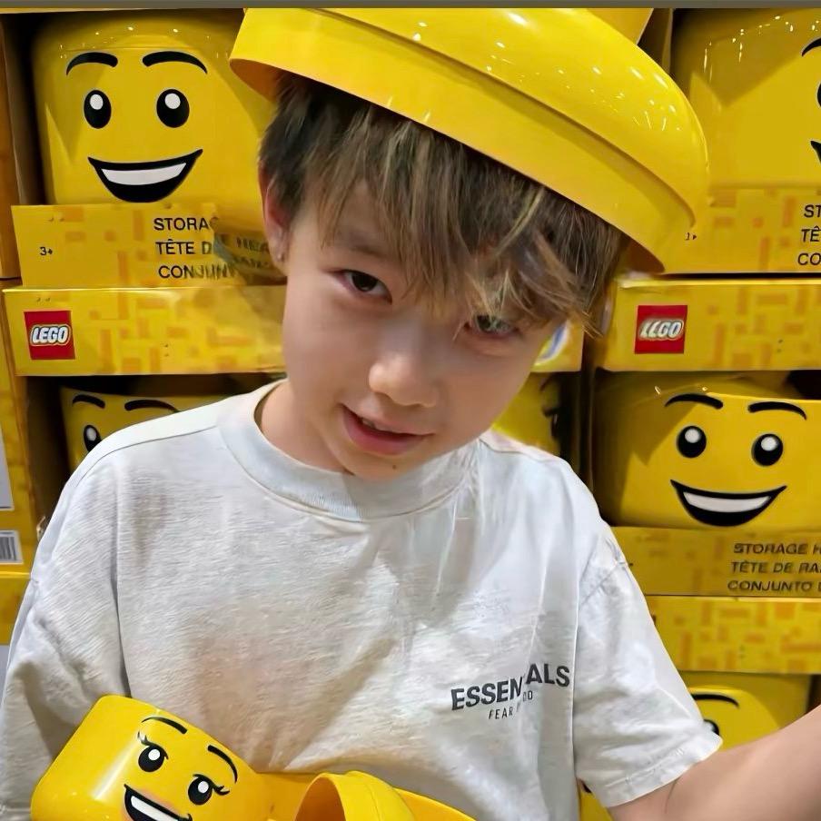 ︋︋︋︋︋   ㅤ ㅤㅤㅤㅤ