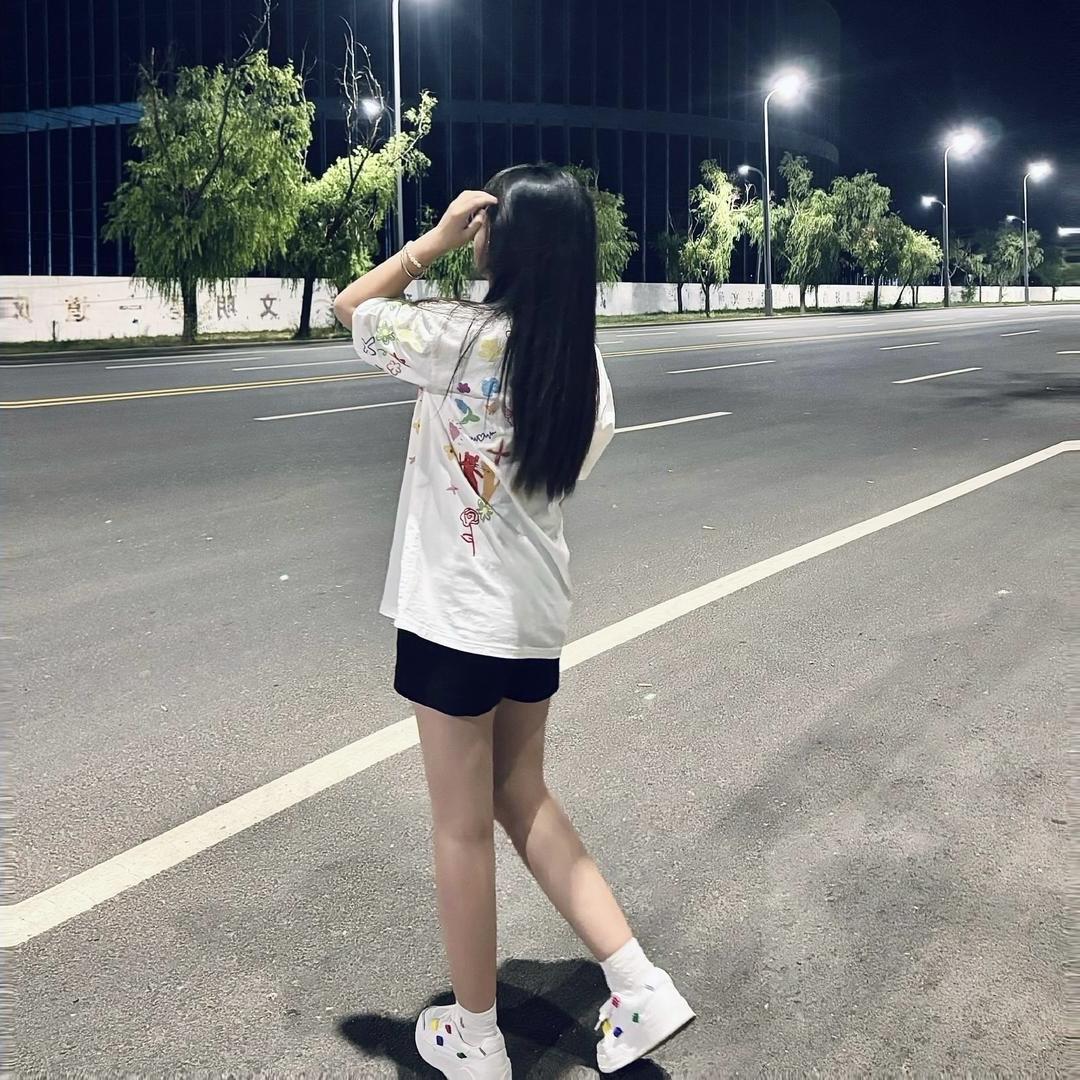 ㅤㅤㅤㅤㅤㅤㅤㅤㅤㅤㅤㅤ^77^੭ﾞ