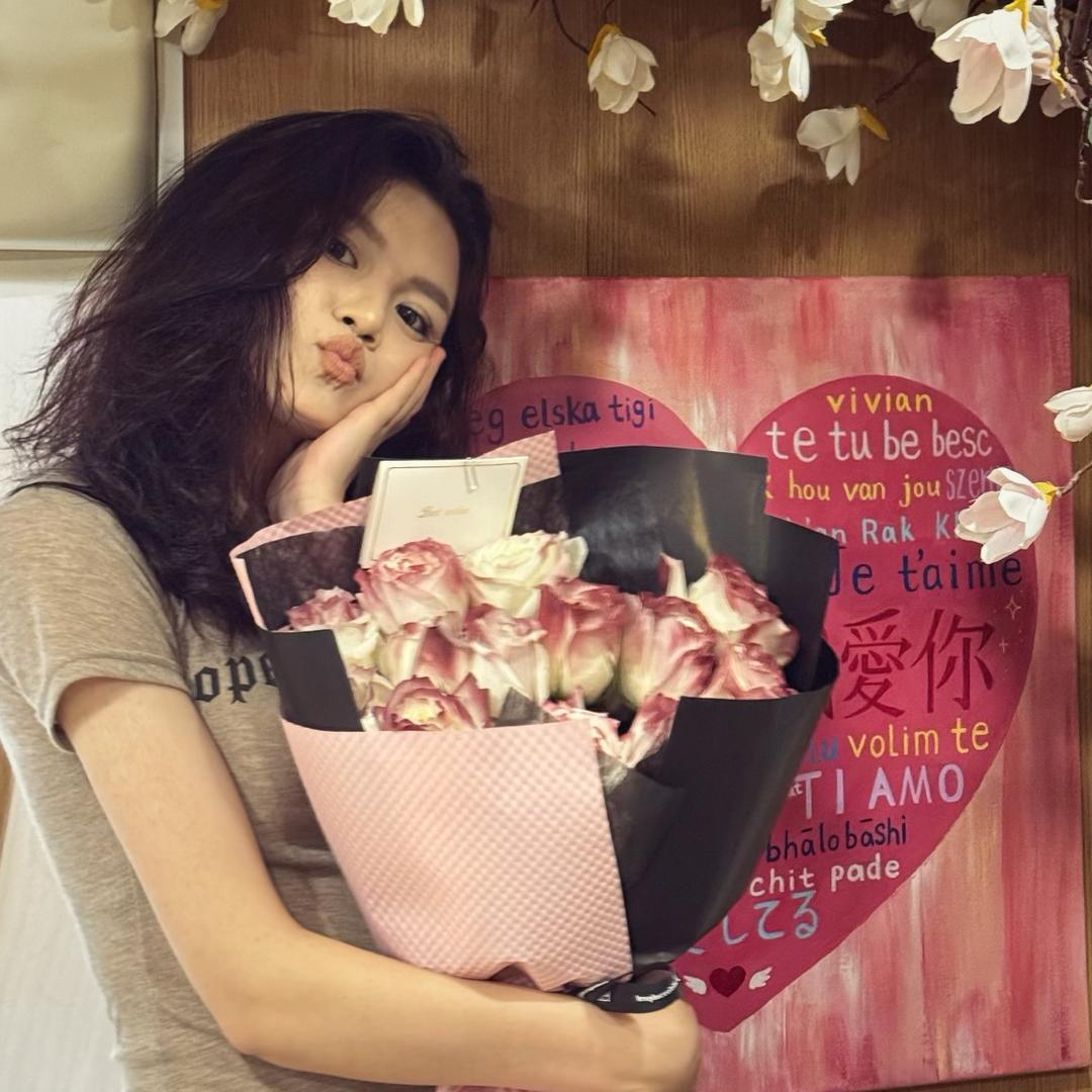 𝐍𝐚𝐳𝐚𝐫~