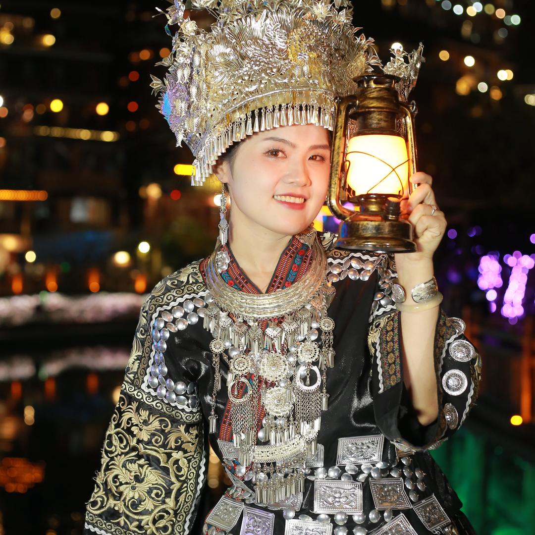 秃头少女