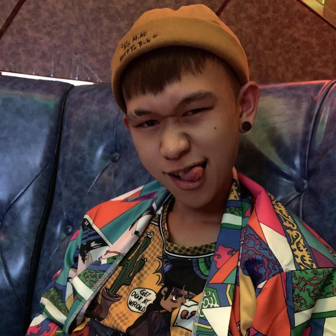 🔱⚜️燕⚜️🔱