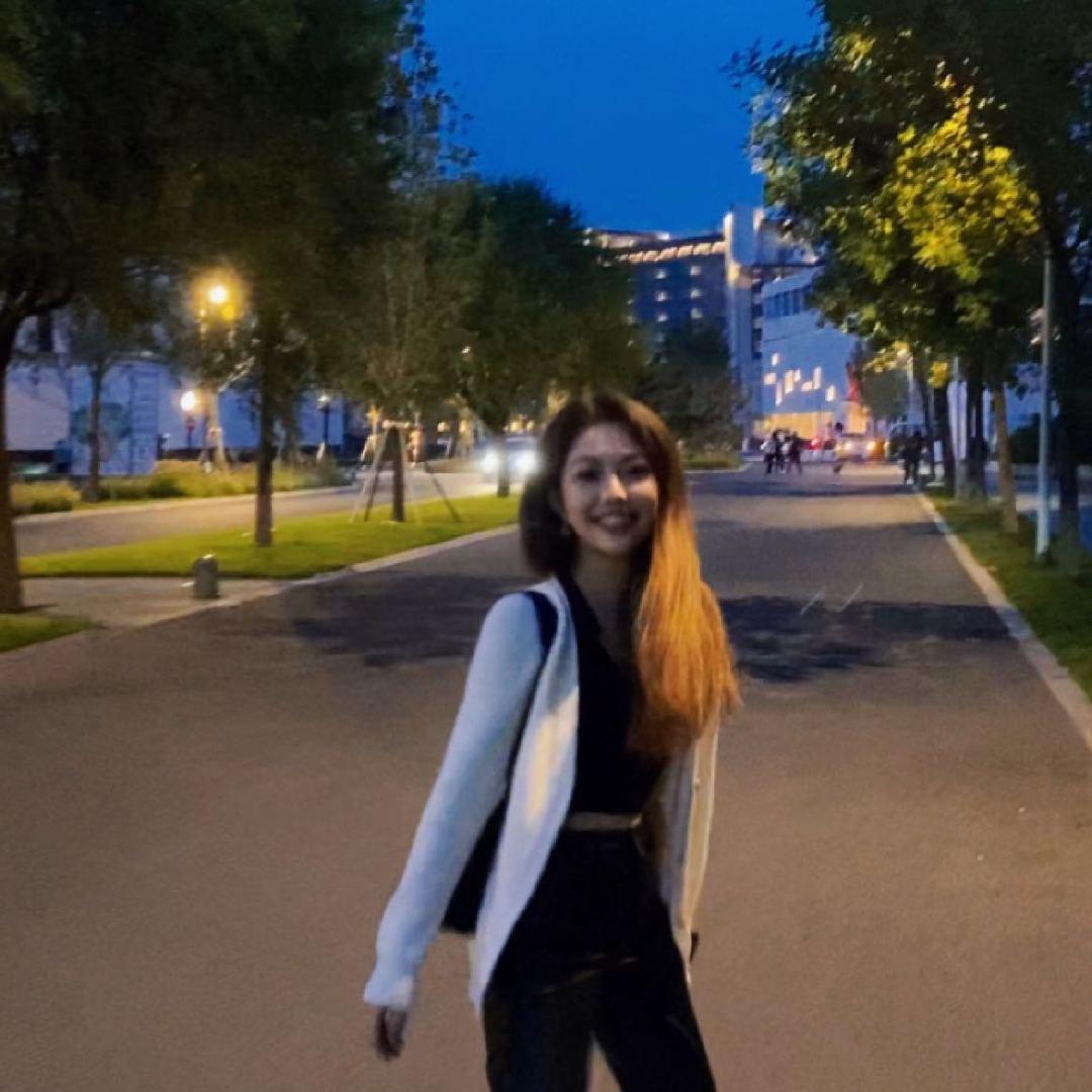 夏英歌Elena@抖音