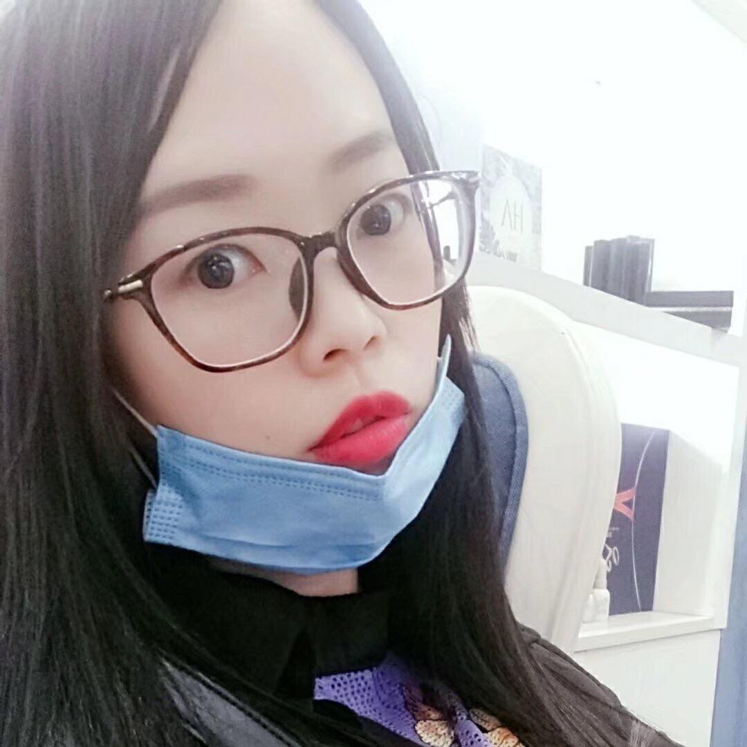 小小牙儿