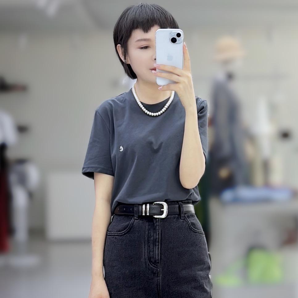 华阴市艾蜜雪女装 小晓《招聘导购》