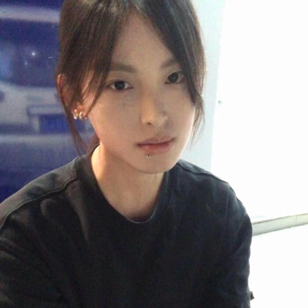 一场雨头像