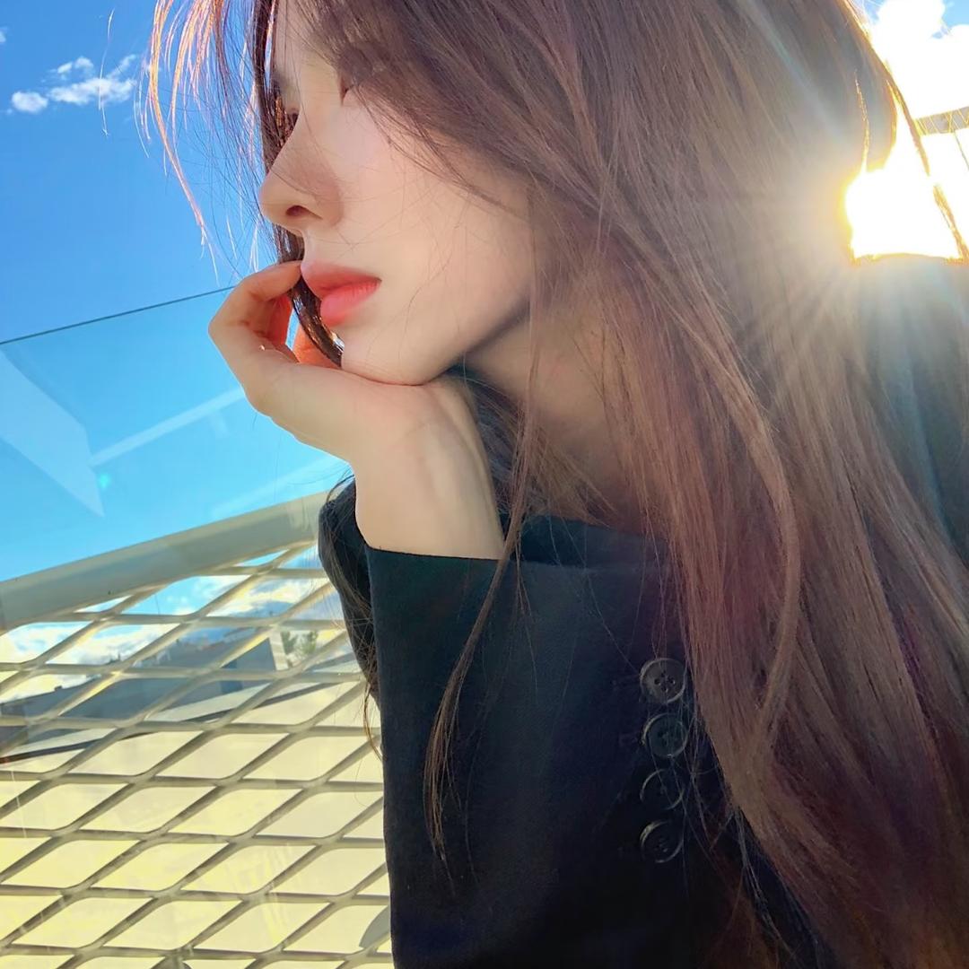 我是全世界最爱吃东西的小女孩