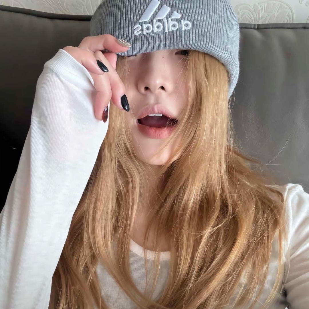 大   妹  ·