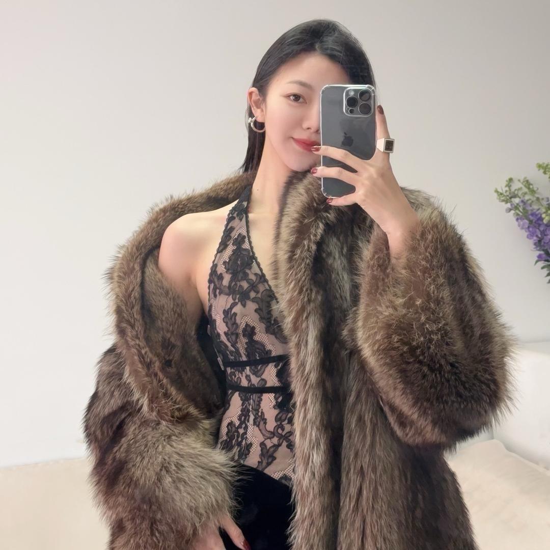 奥特曼不打怪兽👾