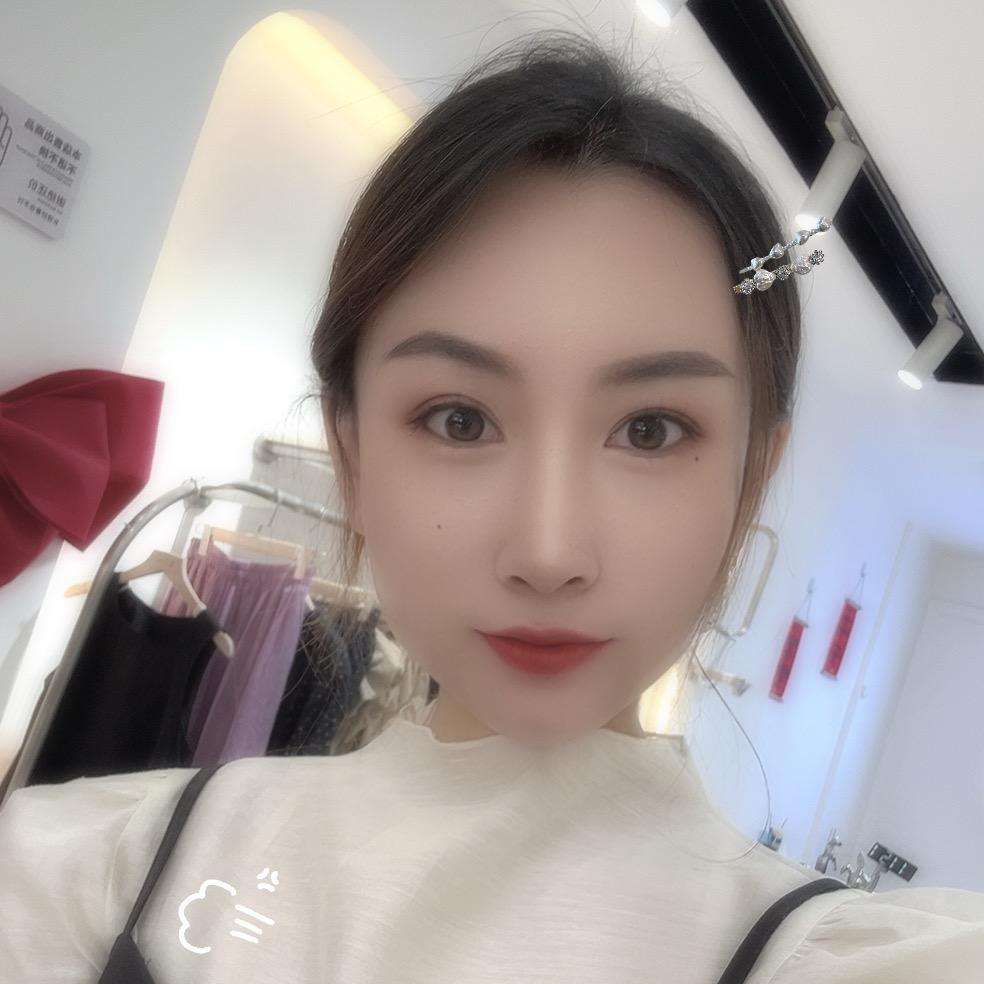 我们女装STUDIO