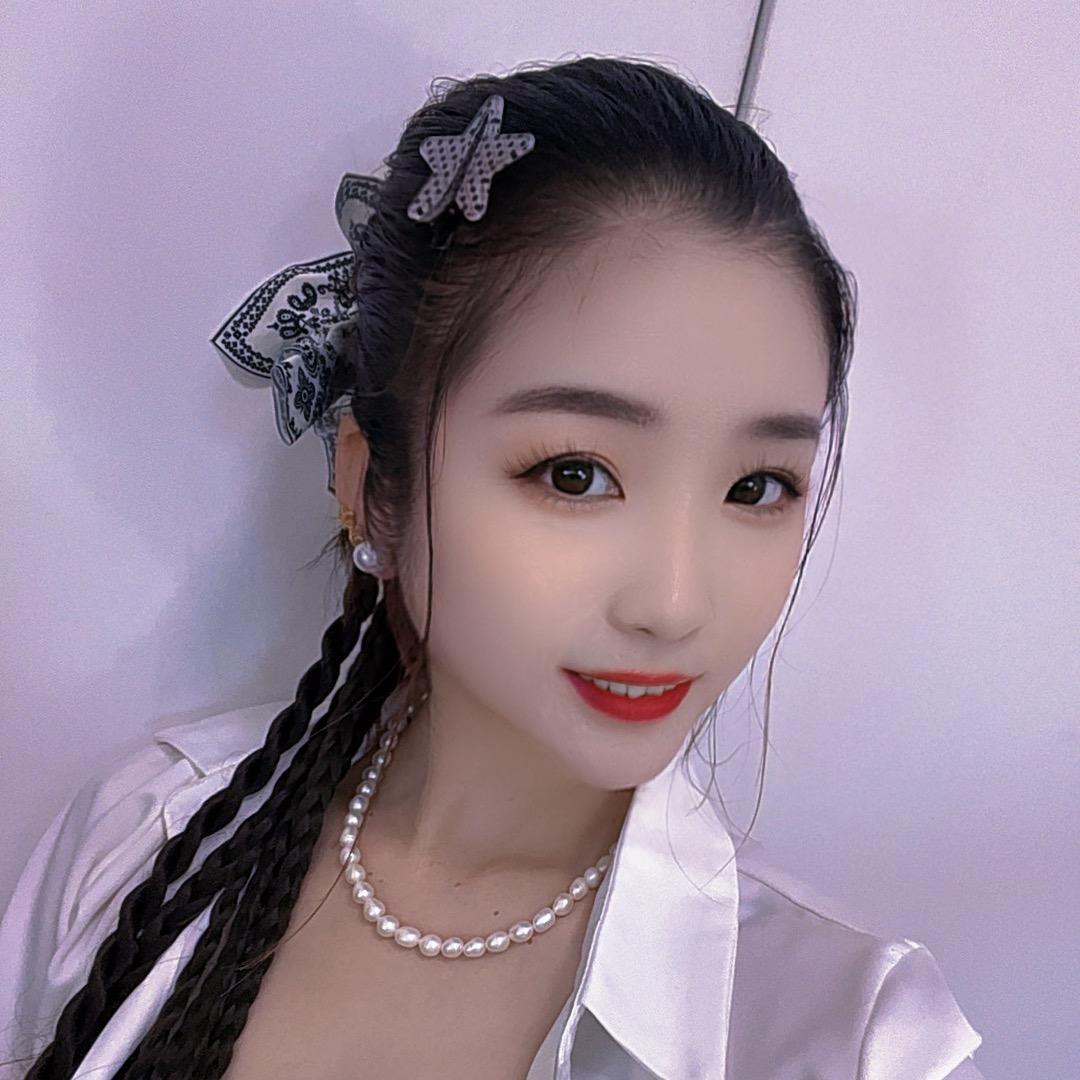 是晓珍吖
