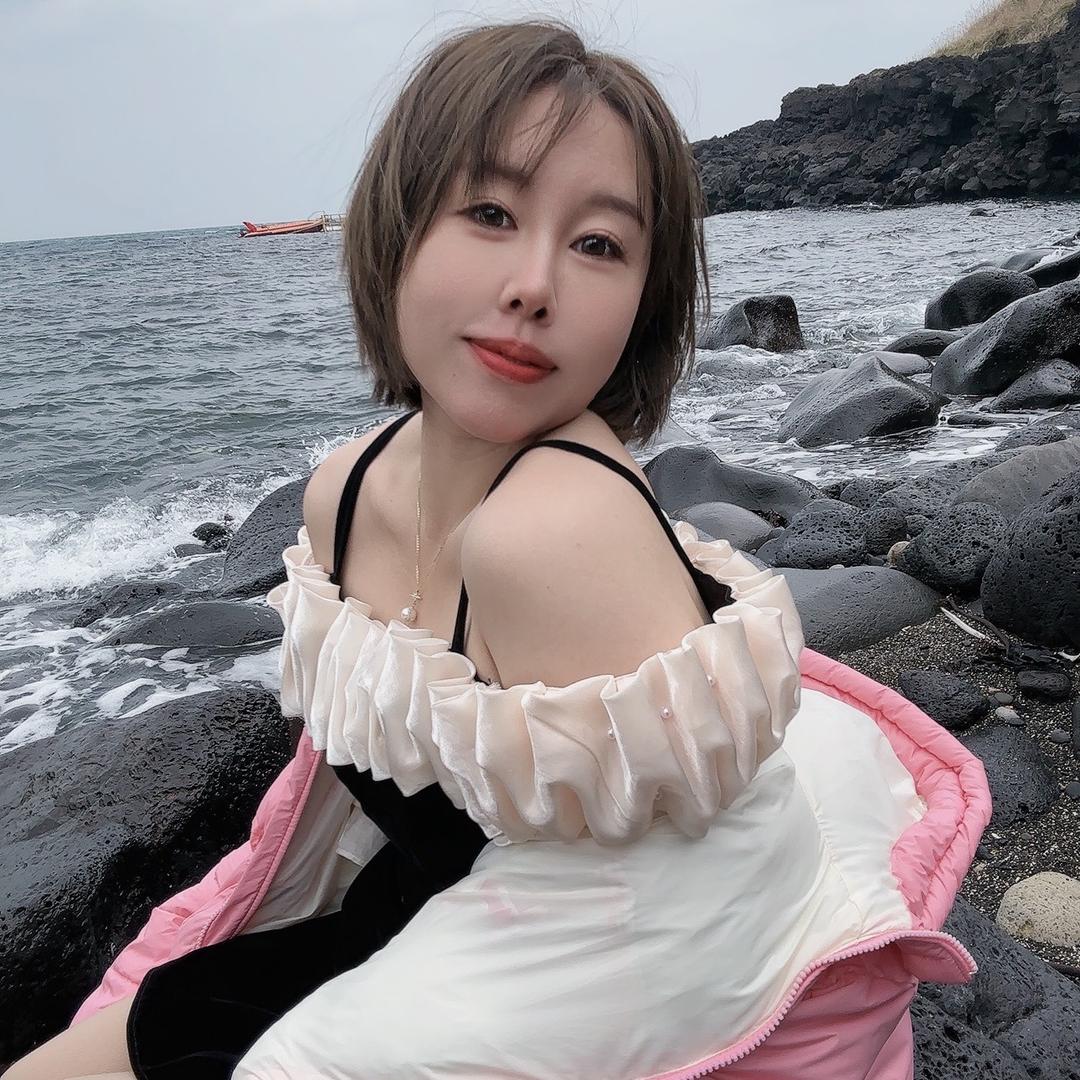 钤微微（Vicky）