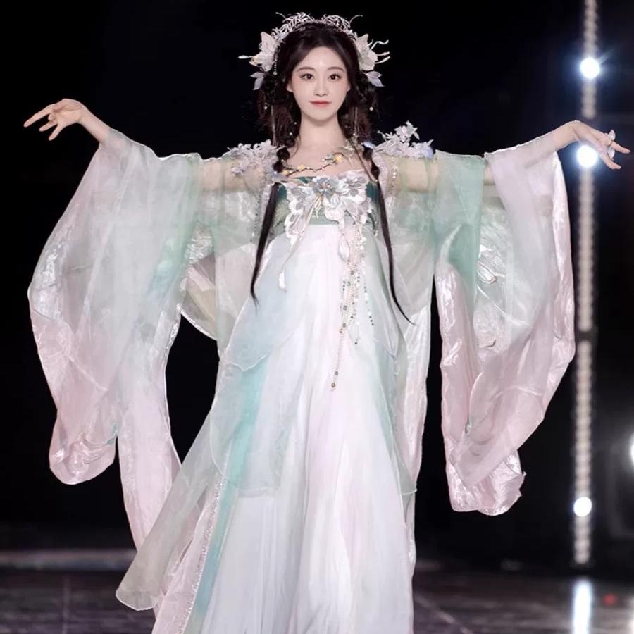 忆纱婉汉服
