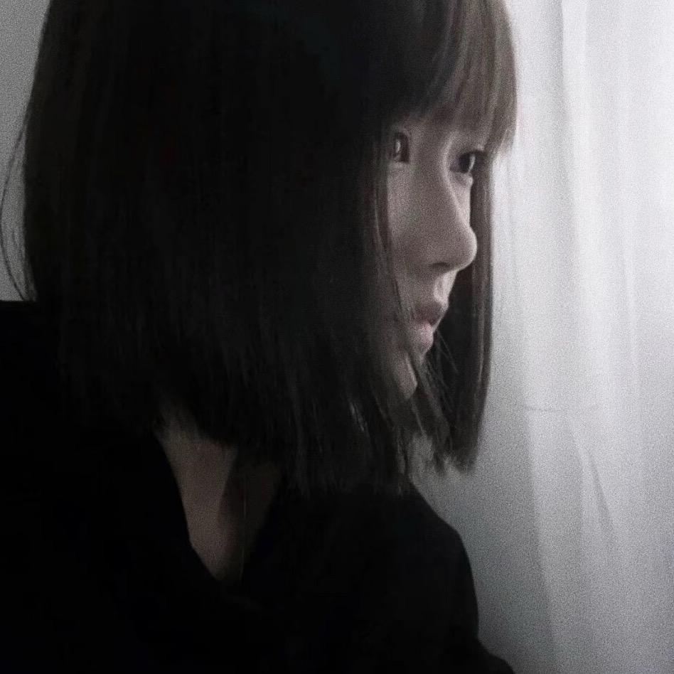 泪㾗^