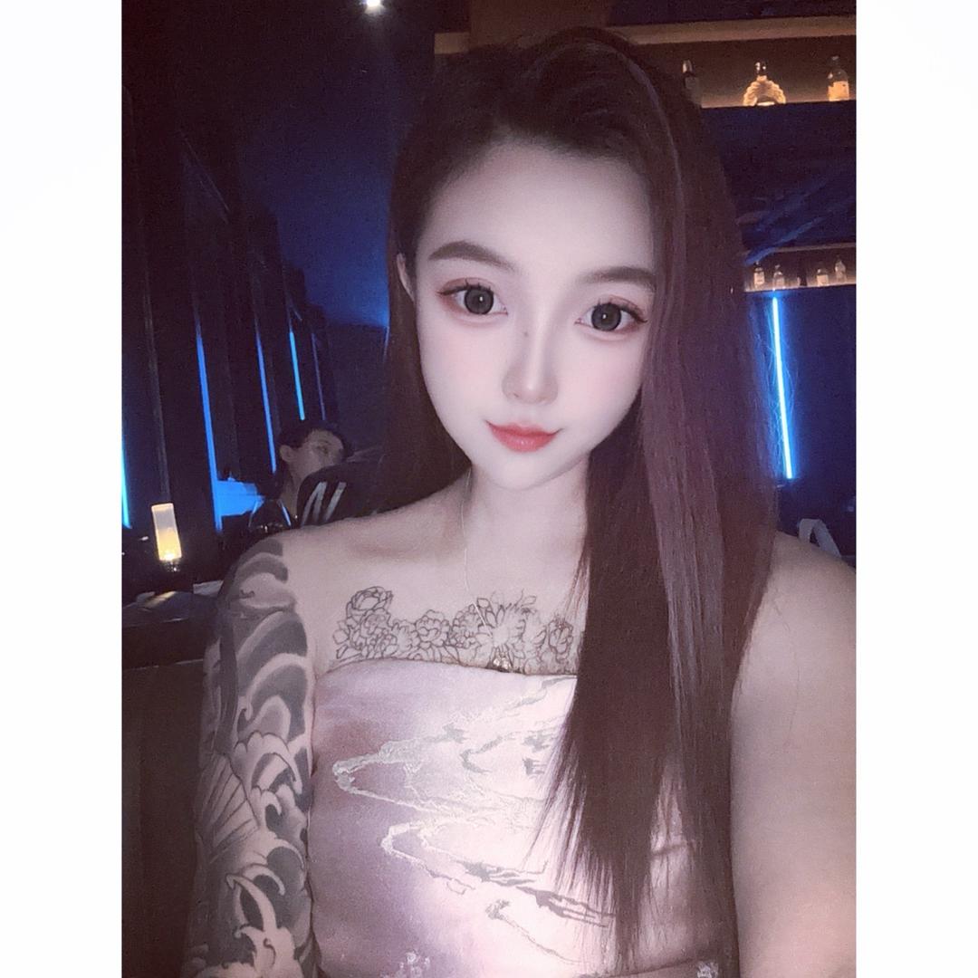 -奶豆超乖昵.