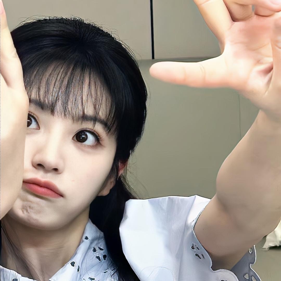 久伴长卿。