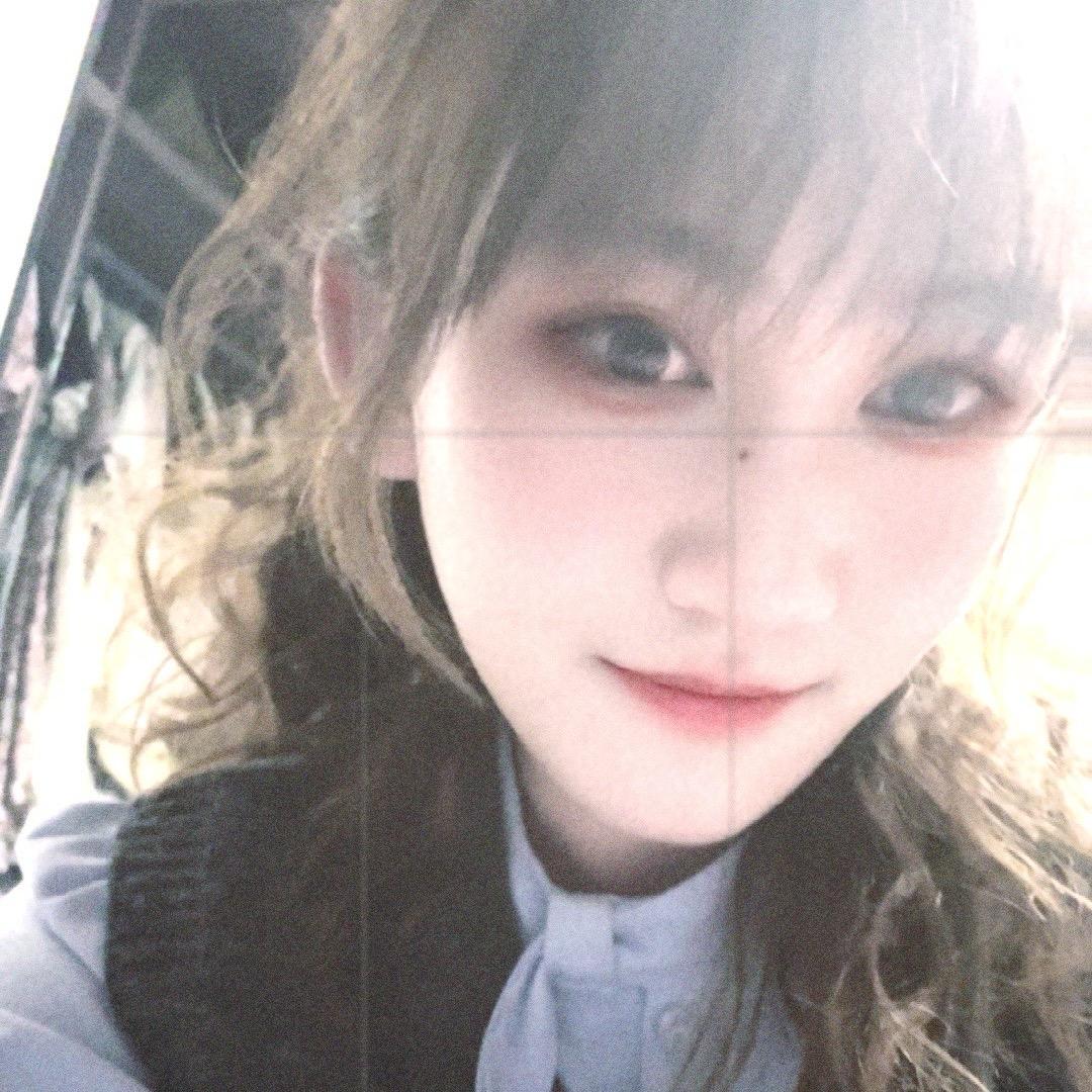 💋三岁就爱笑ঞᩚ