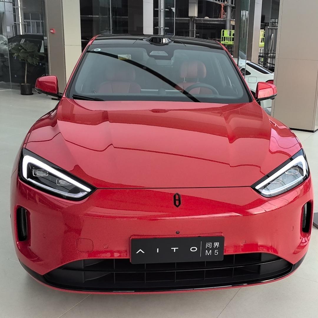 卖问界的王老师