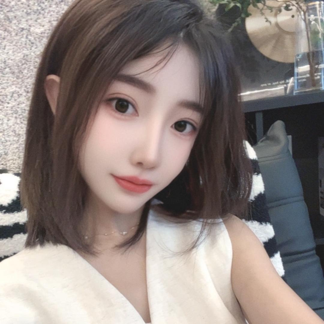 做美容的小玉