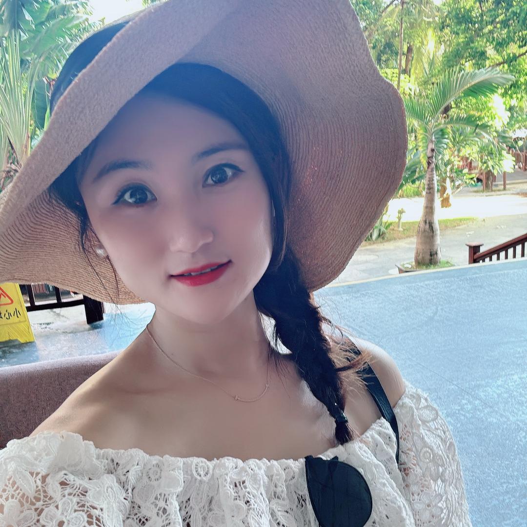 陈小欠💃