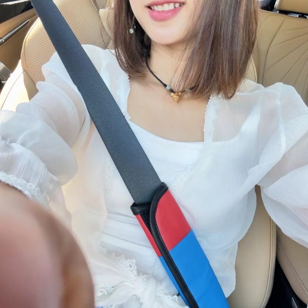 梁平娜娜
