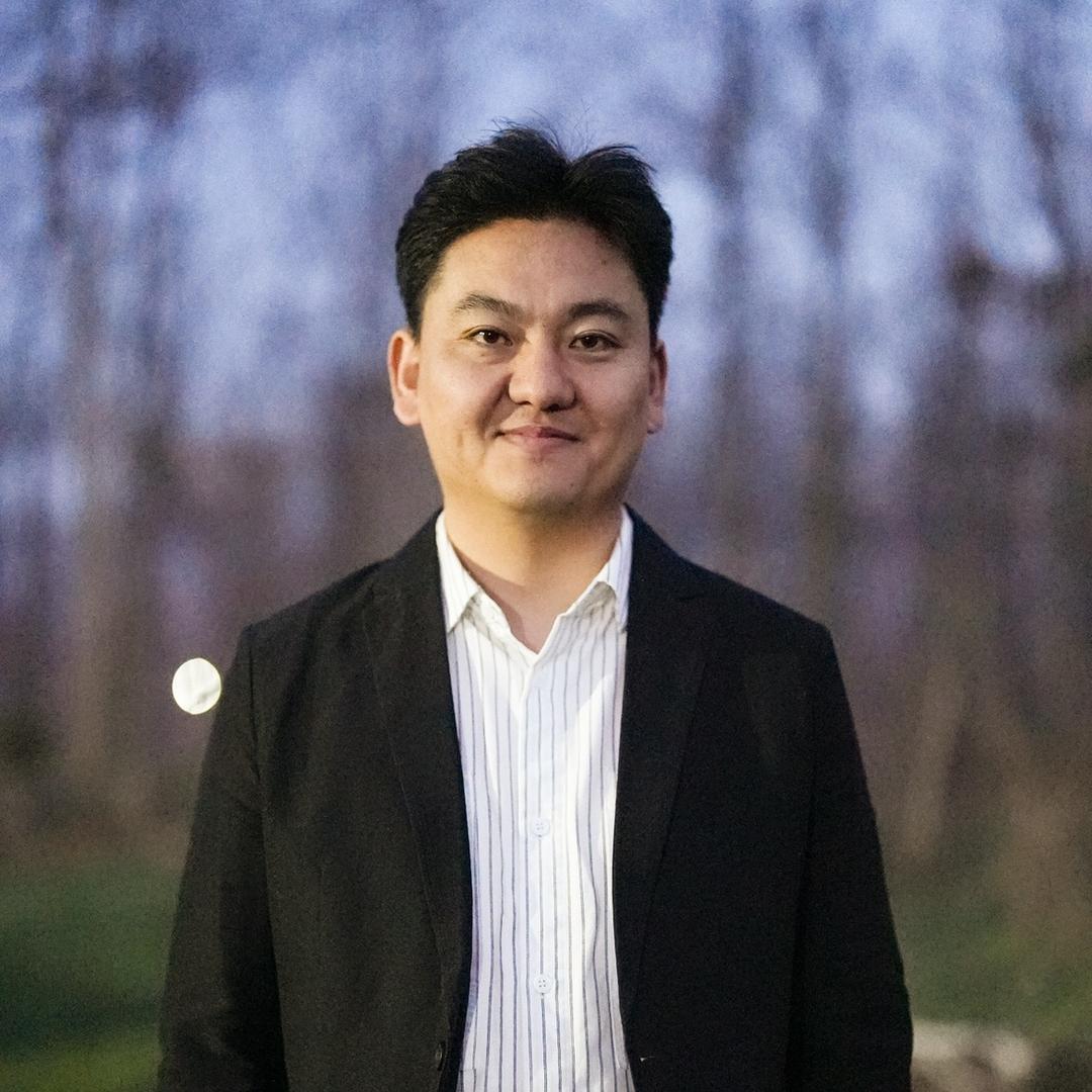 李主任