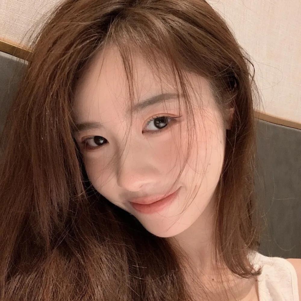 美女的衣柜