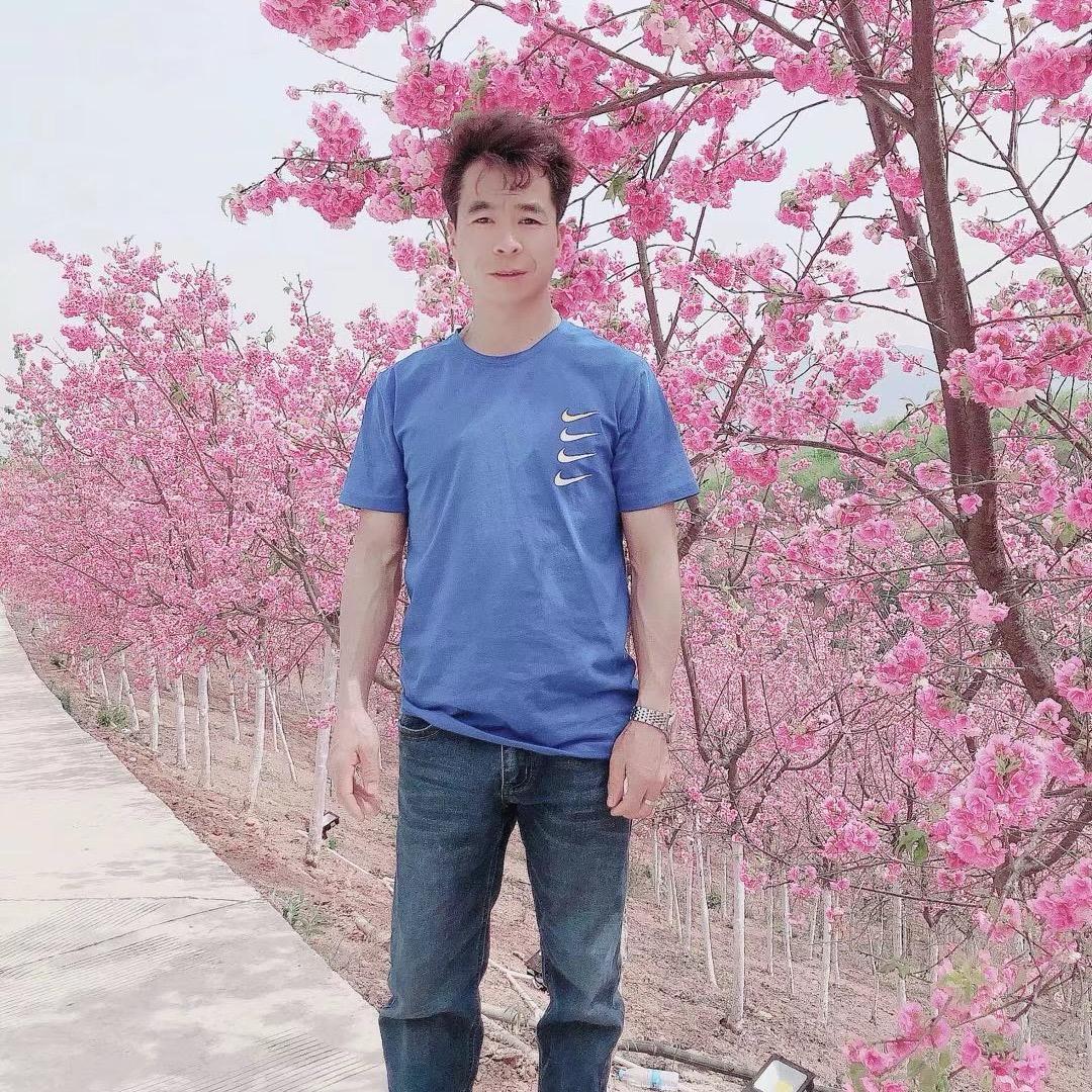 何记酸菜猪脚(二分店)何记酸菜火锅