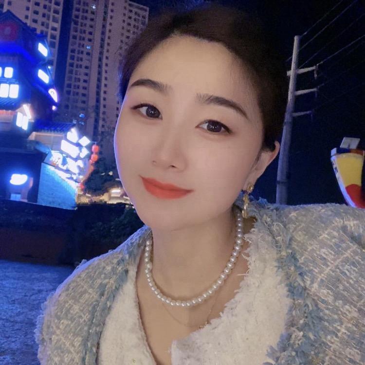 大晴 轻奢女装工厂店