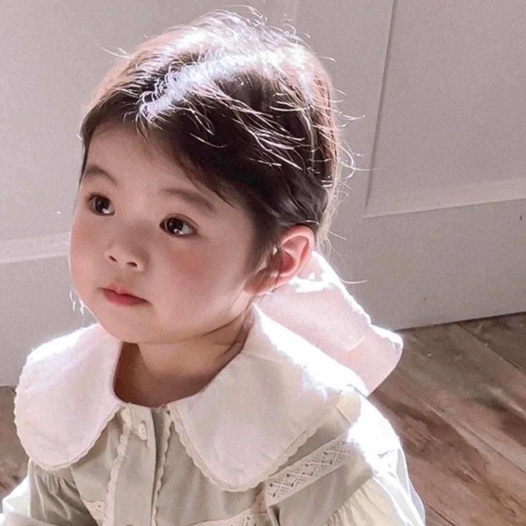 脸1点也不圆^_^