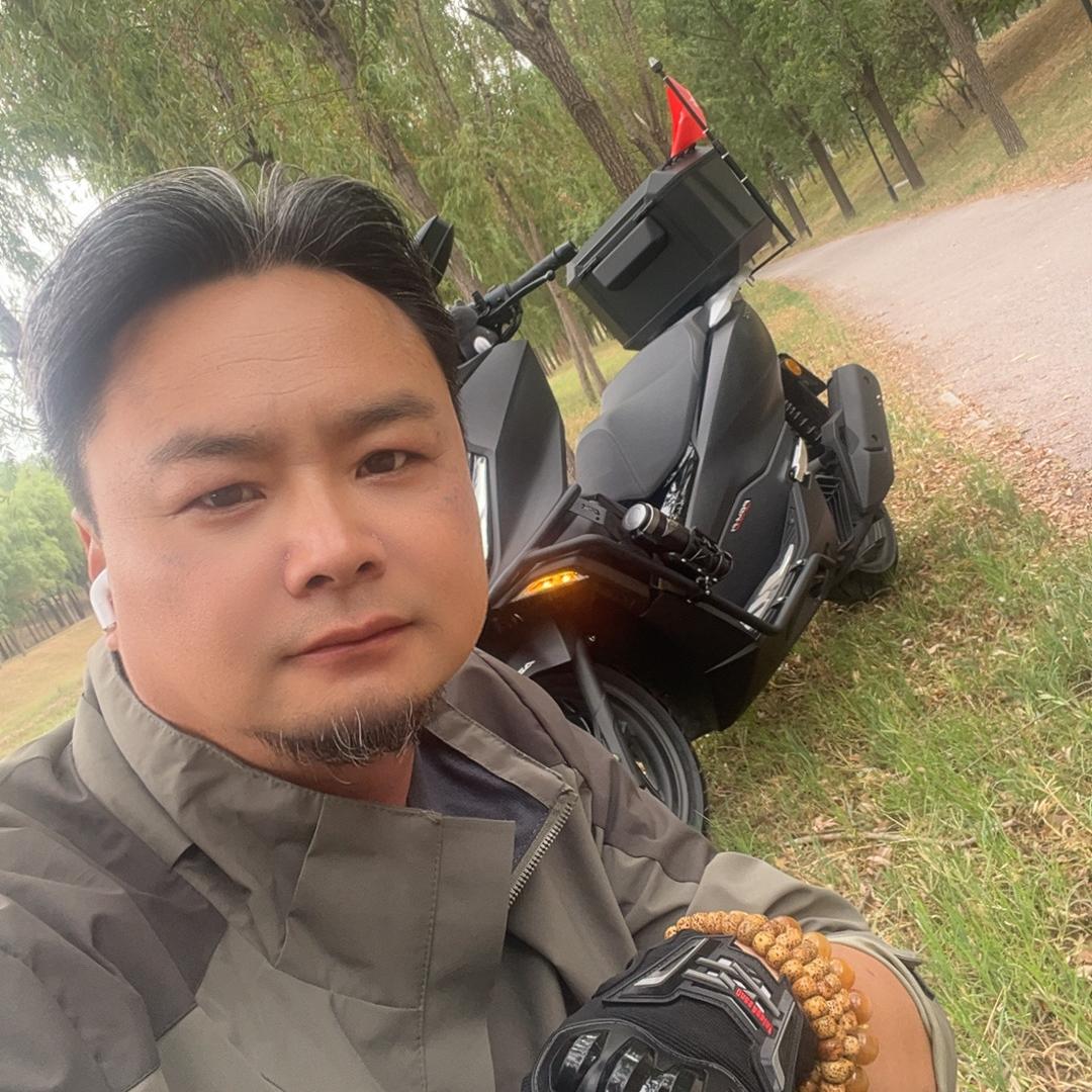 长葛阳光（胡子灯哥）