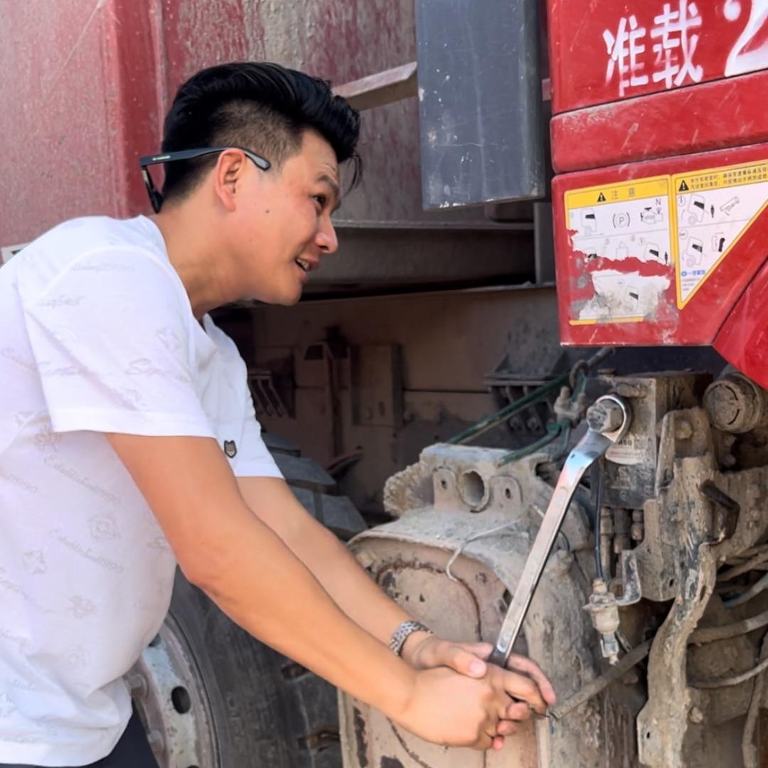 重庆华哥货车行 直播号