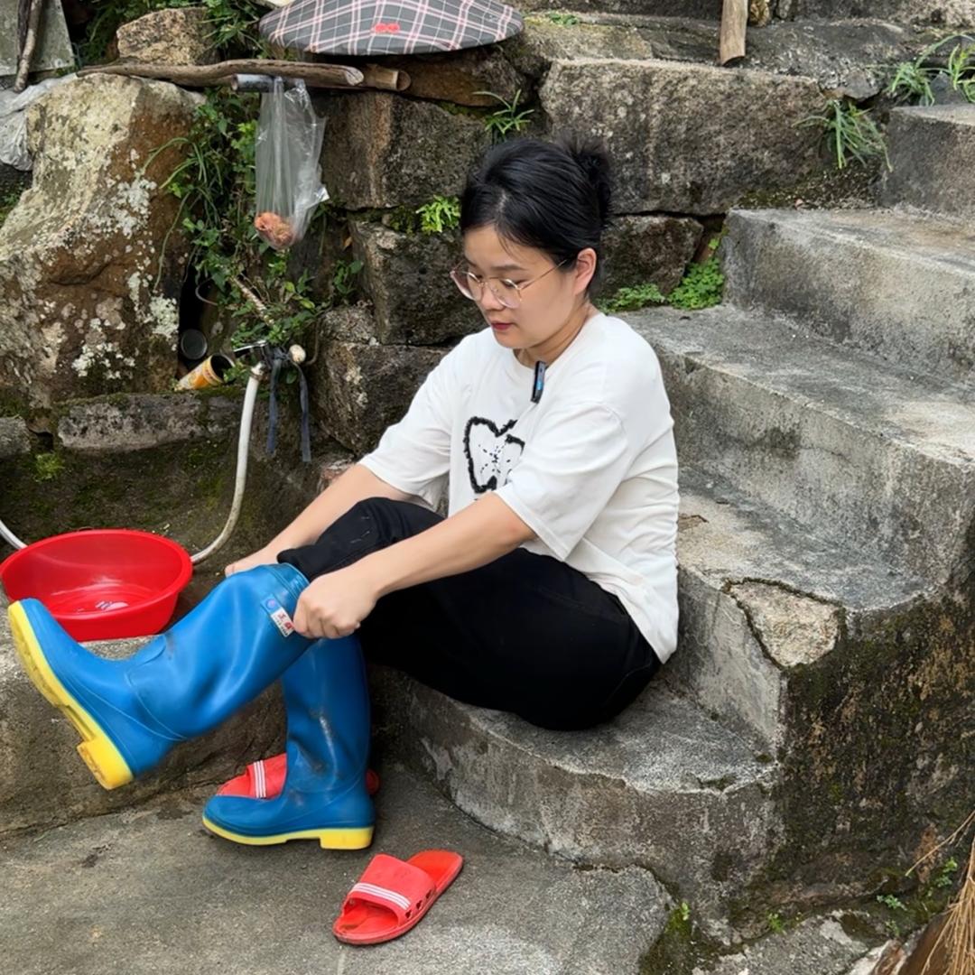 小晴的生活吖