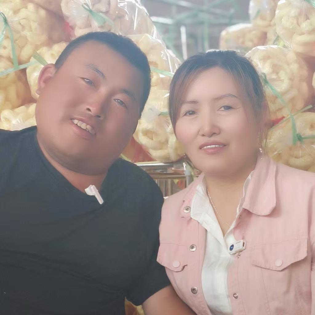 李霞和王东亮