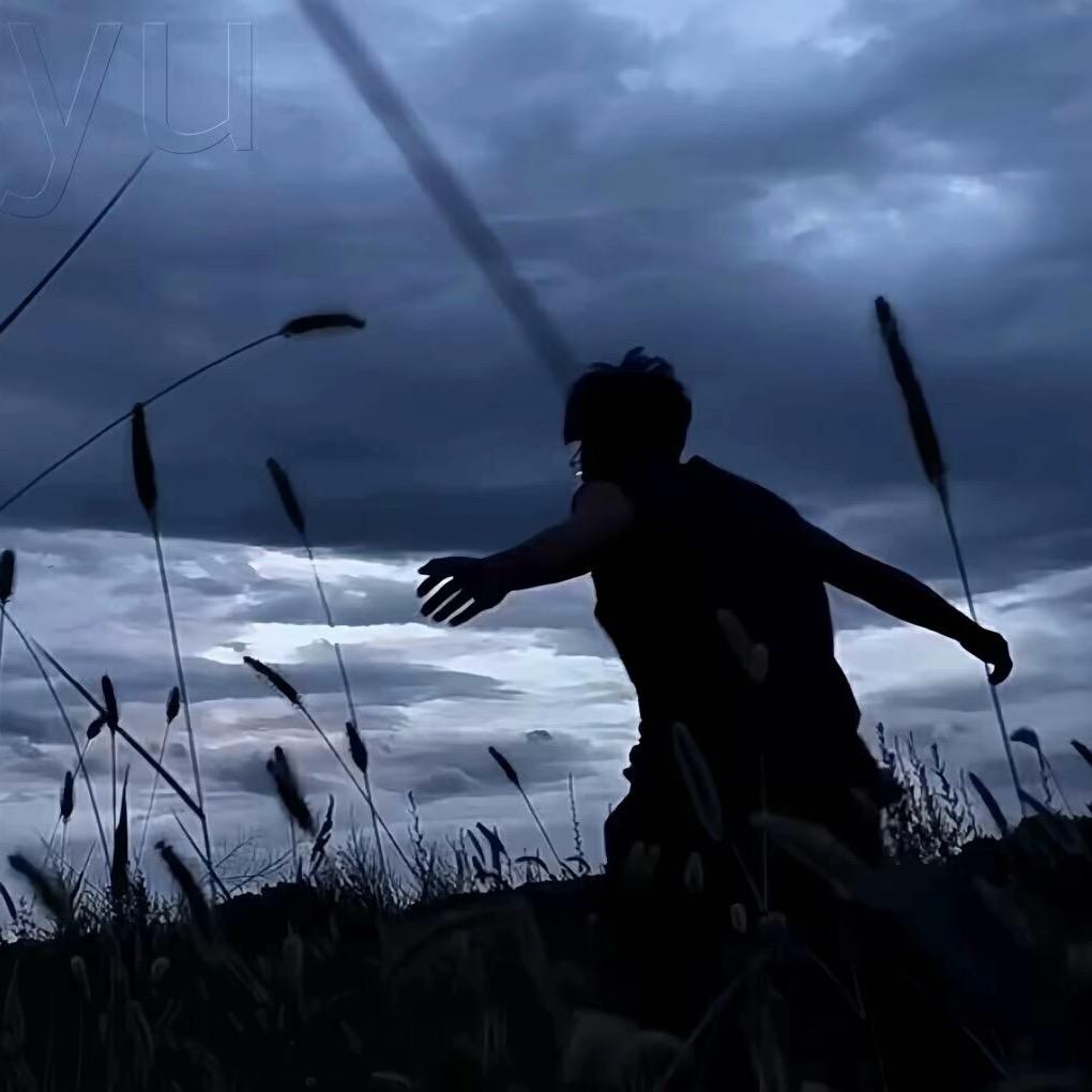 雨天。