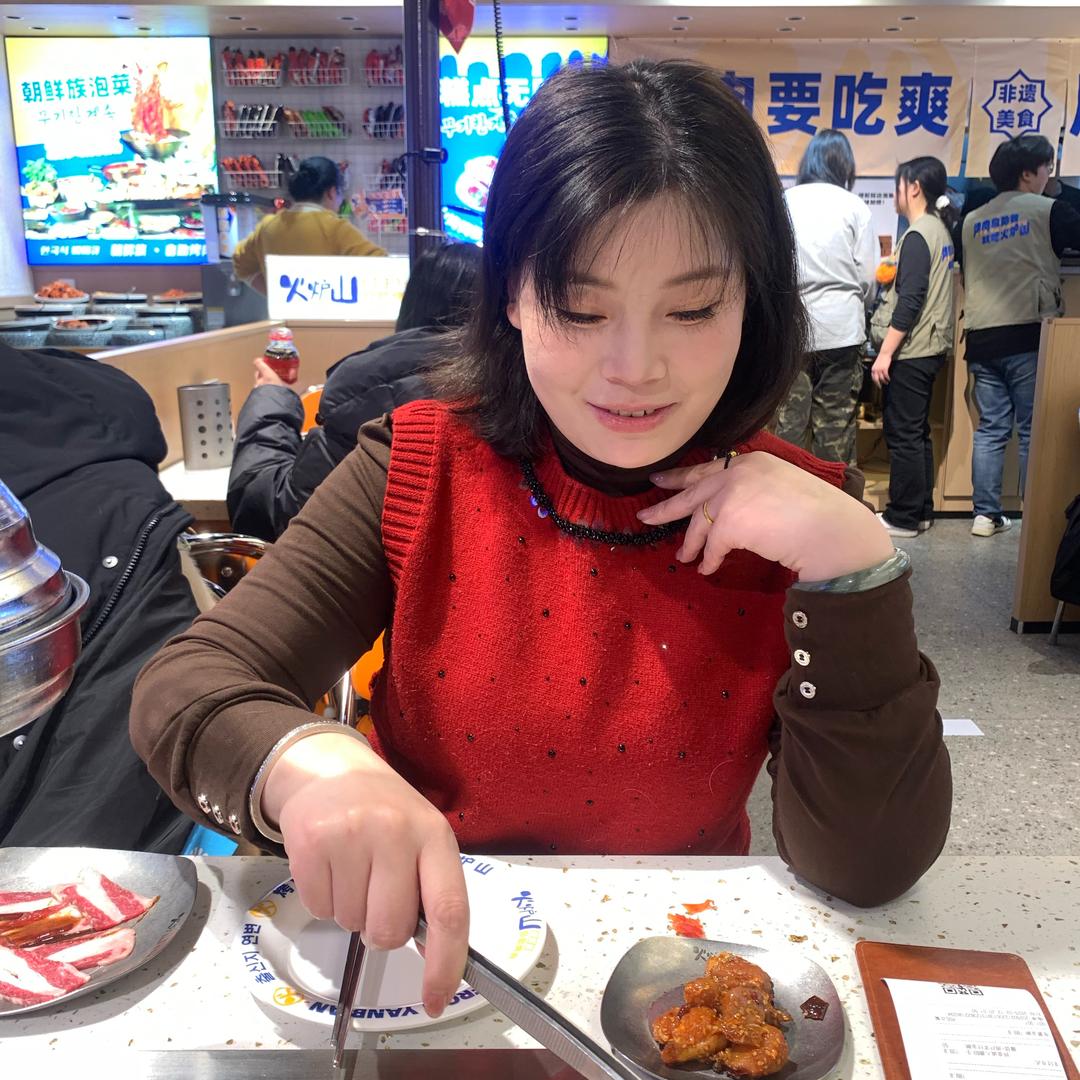 Li艳：辰宇服饰