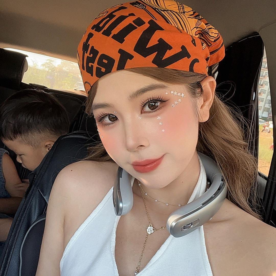 爱拍照又自律的vi
