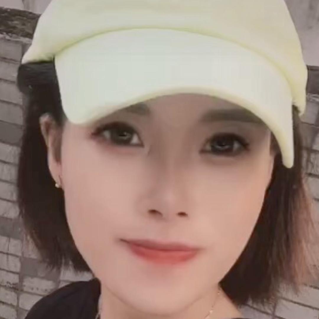 洪华秀