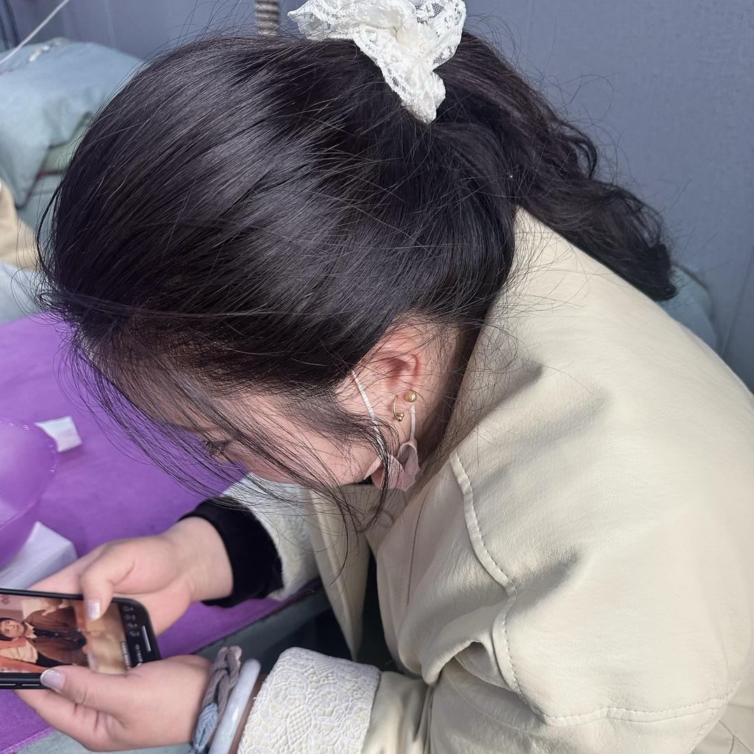 家里开美容店的陈菇娘