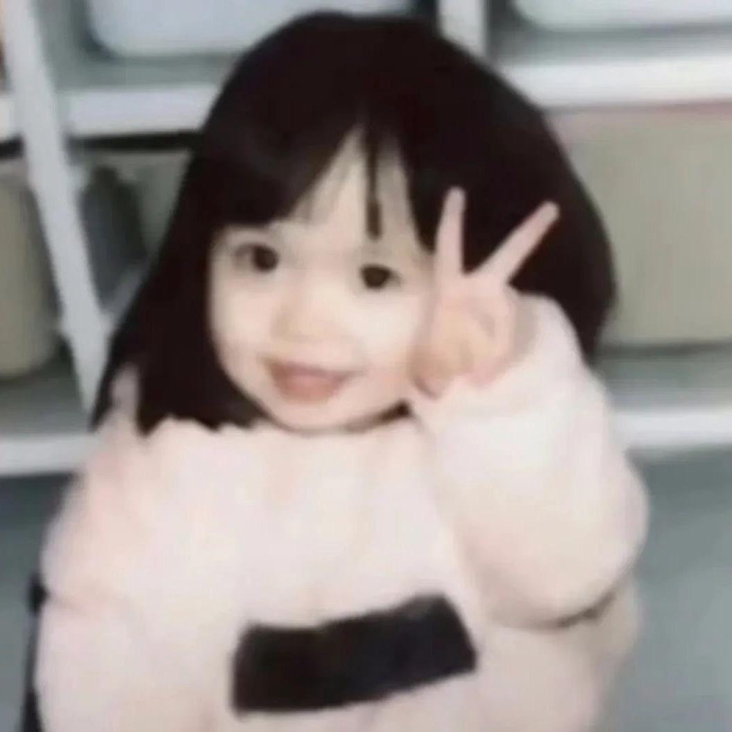小圆脸赖赖