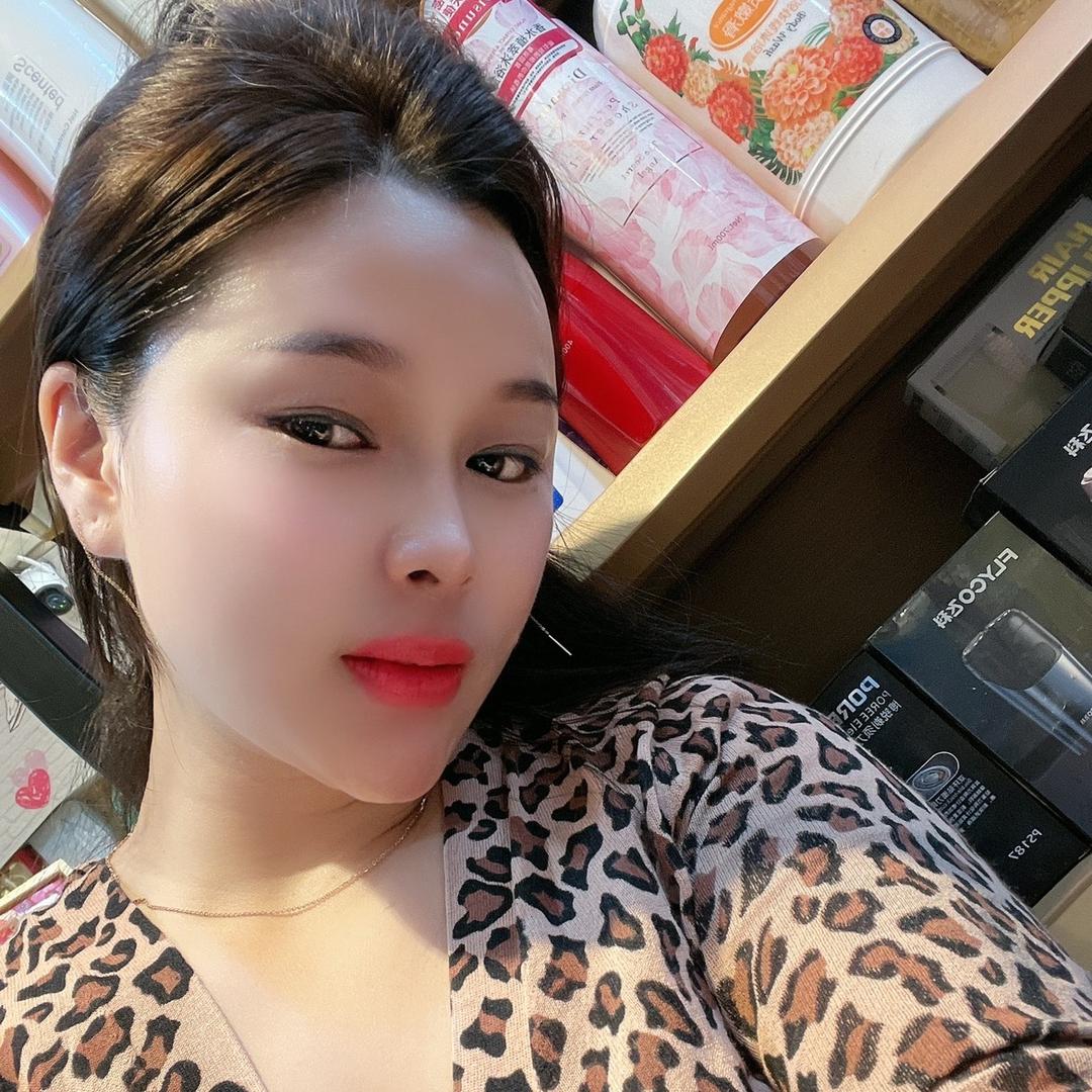湖南人在甘肃（卖化妆品）