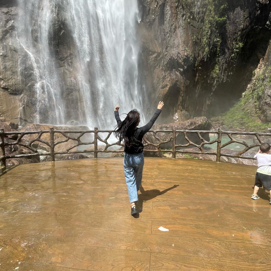 七宝宝👨‍👩‍👦‍👦天哥哥